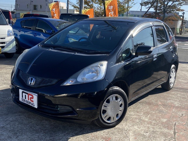 中古車 ホンダ フィット 1 3 G スマートセレクション 1年間走行距離無制限保障付き 65 000km ブラック 埼玉県 19 2万円 中古車情報 中古車検索なら 車選びドットコム 車選び Com