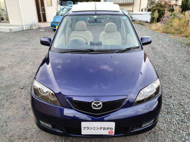 中古車 マツダ デミオ 1 3 コージー ホワイトキャンバストップ装着車 走行5万kmhidスポルト用ヘッドライトetc の中古車詳細 50 000km ダークブルー 大分県 26万円 中古車情報 中古車検索なら 車選びドットコム 車選び Com