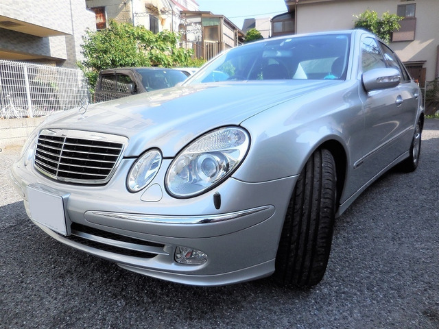 中古車 メルセデス ベンツ アバンギャルド の中古車詳細 27 000km シルバー 東京都 55万円 中古車情報 中古車 検索なら 車選びドットコム 車選び Com