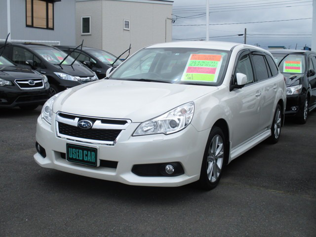 中古車 スバル レガシィツーリングワゴン 2 5 I アイサイト 4wd の中古車詳細 71 000km パールホワイト 青森県 86 8万円 中古車情報 中古車検索なら 車選びドットコム 車選び Com