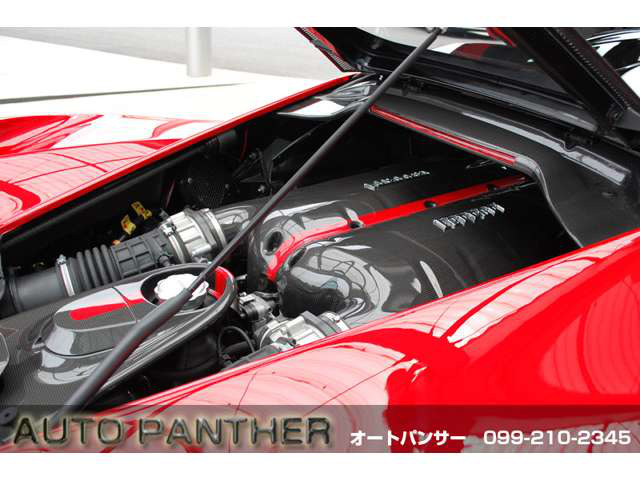 中古車 フェラーリ ラ フェラーリ 6 3 国内未登録 予備検 黒革 の中古車詳細 221km Rosso Corsa 鹿児島県 価格応談 中古車情報 中古車検索なら 車選びドットコム 車選び Com