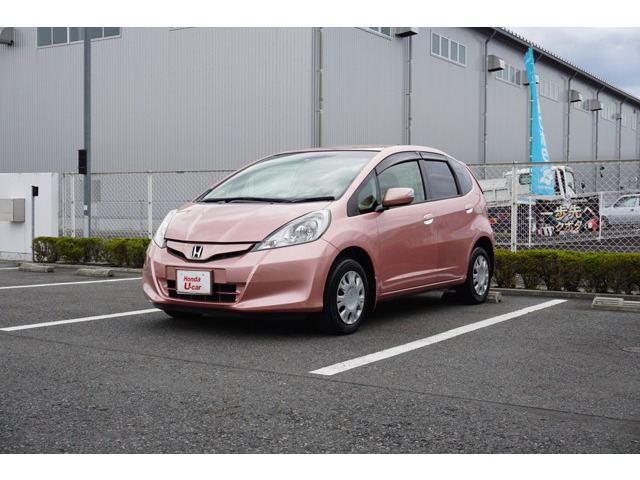 中古車 ホンダ フィット 1 3 シーズ ファインスタイル 55 000km ピンクメタリック 岡山県 34 8万円 中古車情報 中古 車検索なら 車選びドットコム 車選び Com