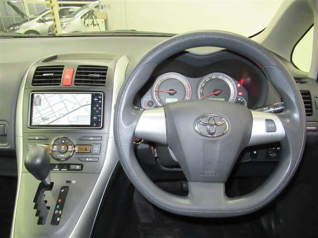 中古車 トヨタ オーリス 1 5 150x Mパッケージ の中古車詳細 57 000km グレーメタリック 埼玉県 29万円 中古車情報 中古車検索なら 車選びドットコム 車選び Com