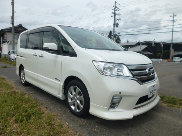 中古車 日産 セレナ 2 0 ハイウェイスター G S Hybrid エアロモード の中古車詳細 72 000km パール 長野県 89 8万円 中古車情報 中古車検索なら 車選びドットコム 車選び Com