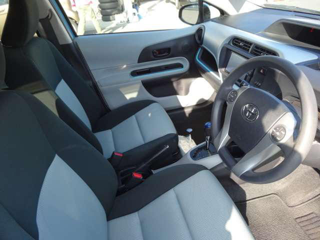 中古車 トヨタ アクア 1 5 S の中古車詳細 46 000km ブルー 奈良県 66 8万円 中古車情報 中古車検索なら 車選びドットコム 車選び Com 中古車 トヨタ アクア 1 5 S の中古車詳細 46 000km ブルー 奈良県 66 8万円 中古車情報 中古車検索なら 車選びドットコム 車選び Com