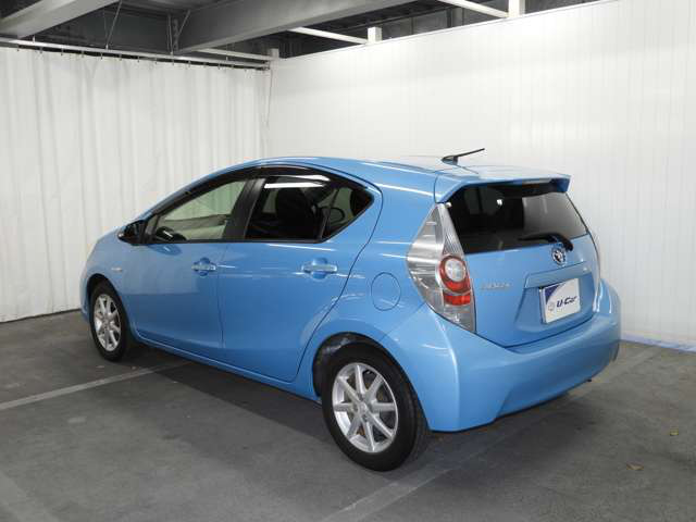 中古車 トヨタ アクア 1 5 S の中古車詳細 46 000km ブルー 奈良県 66 8万円 中古車情報 中古車検索なら 車 選びドットコム 車選び Com