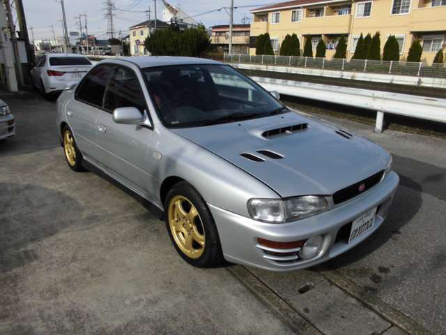 中古車 スバル インプレッサ 2 0 Wrx 4wd の中古車詳細 100 000km シルバー 埼玉県 158万円 中古車情報 中古車検索なら 車選びドットコム 車選び Com