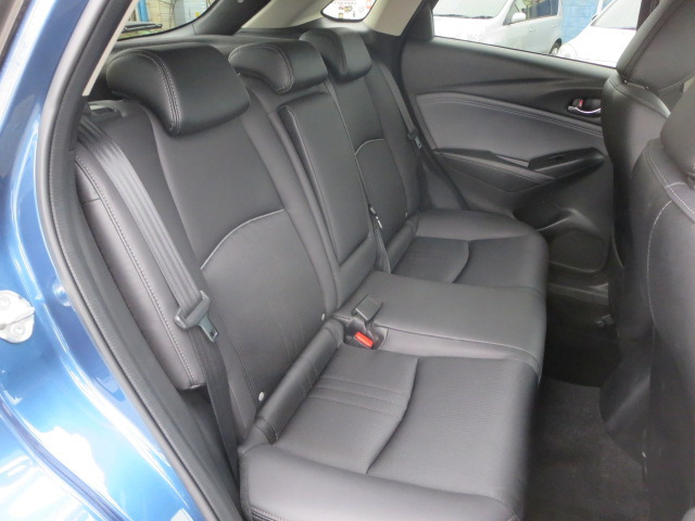 中古車 マツダ Cx 3 1 8 Xd プロアクティブ Sパッケージ の中古車詳細 16 000km ブルー 埼玉県 1 3万円 中古車情報 中古車検索なら 車選びドットコム 車選び Com