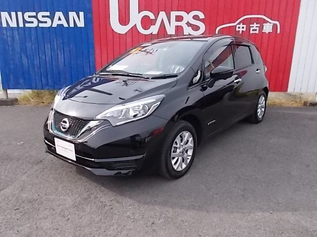 中古車 日産 ノート 1 2 E Power X の中古車詳細 14 000km ブラック 大分県 159 5万円 中古車情報 中古車 検索なら 車選びドットコム 車選び Com