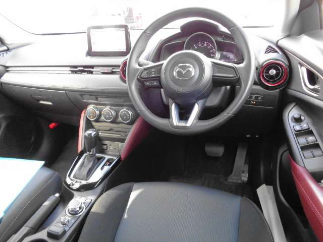 中古車 マツダ Cx 3 2 0 s 29 000km レッド 新潟県 158万円 中古車情報 中古車検索なら 車選びドットコム 車選び Com