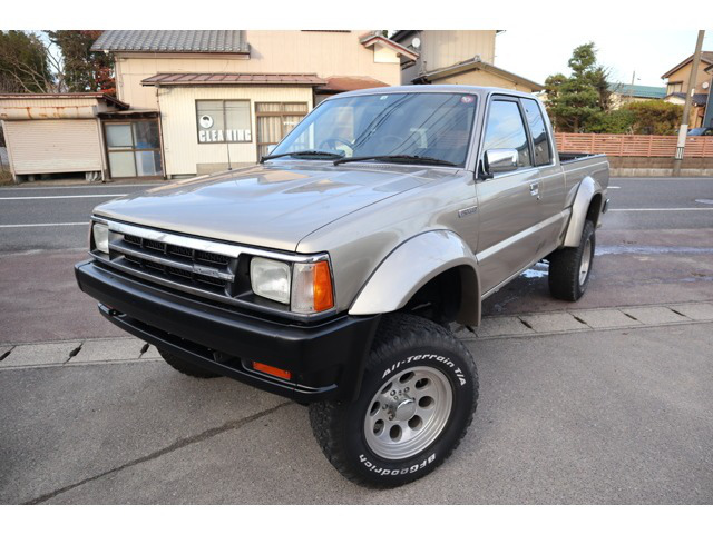 中古車 マツダ プロシード 2 6 キャブプラス 4wd の中古車詳細 144 000km ゴールド 新潟県 108万円 中古車情報 中古車検索なら 車選びドットコム 車選び Com