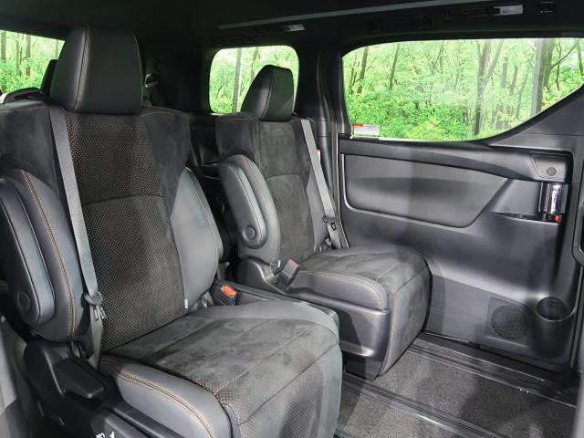 中古車 トヨタ アルファード 2 5 S タイプゴールド の中古車詳細 登録済未使用車 5km ホワイトパールクリスタルシャイン 大阪府 379 9万円 中古車情報 中古車検索なら 車選びドットコム 車選び Com