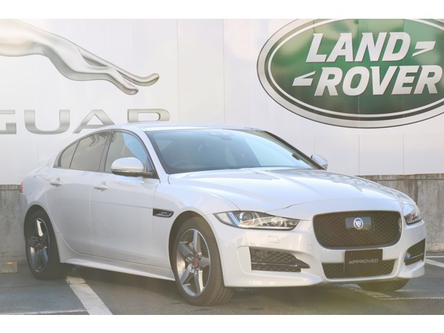 中古車 ジャガー Xe Rスポーツ 2 0l P250 の中古車詳細 1 000km ホワイト 宮城県 410万円 中古車情報 中古車 検索なら 車選びドットコム 車選び Com