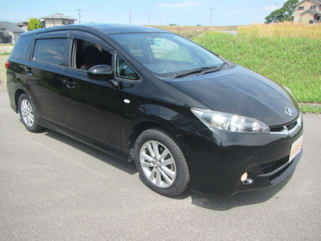 中古車 トヨタ ウィッシュ 1 8 S の中古車詳細 87 000km ブラック 香川県 39万円 中古車情報 中古車検索なら 車選びドットコム 車選び Com