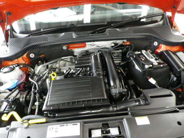 中古車 フォルクスワーゲン ザ ビートル Rライン マイスター の中古車詳細 16 000km オレンジメタリック 栃木県 309 8万円 中古車情報 中古車検索なら 車選びドットコム 車選び Com