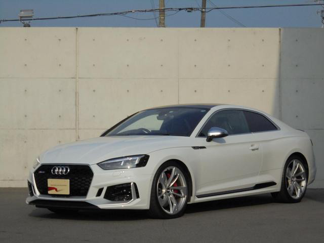 中古車 アウディ Rs5 の中古車詳細 29 000km ホワイト 大阪府 855万円 中古車情報 中古車検索なら 車選びドットコム 車 選び Com