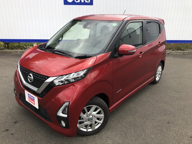 中古車 日産 デイズ ハイウェイスターx の中古車詳細 2 000km レッド 福岡県 138万円 中古車情報 中古車検索なら 車 選びドットコム 車選び Com