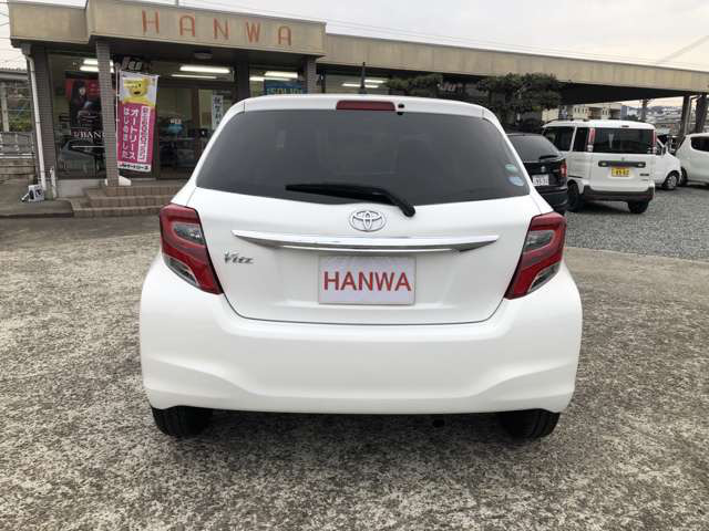 中古車 トヨタ ヴィッツ 1 3 F の中古車詳細 56 000km ホワイト 和歌山県 63万円 中古車情報 中古車検索なら 車選びドットコム 車選び Com