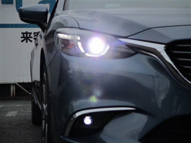 中古車 マツダ アテンザワゴン 2 2 Xd Lパッケージ の中古車詳細 17 000km ブルー 埼玉県 248 1万円 中古車情報 中古車検索なら 車選びドットコム 車選び Com