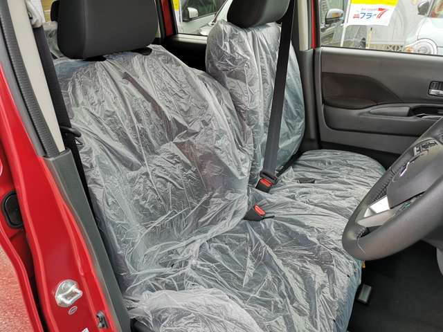 中古車 三菱 Ekクロス G の中古車詳細 登録済未使用車 5km走行 レッドメタリックブラック 徳島県 172万円 中古車情報 中古車 検索なら 車選びドットコム 車選び Com