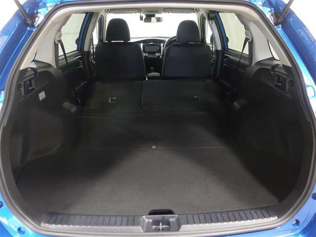 中古車 トヨタ カローラフィールダー 1 5 ハイブリッド G の中古車詳細 77 000km ブルーメタリック 広島県 124 3万円 中古車情報 中古車検索なら 車選びドットコム 車選び Com