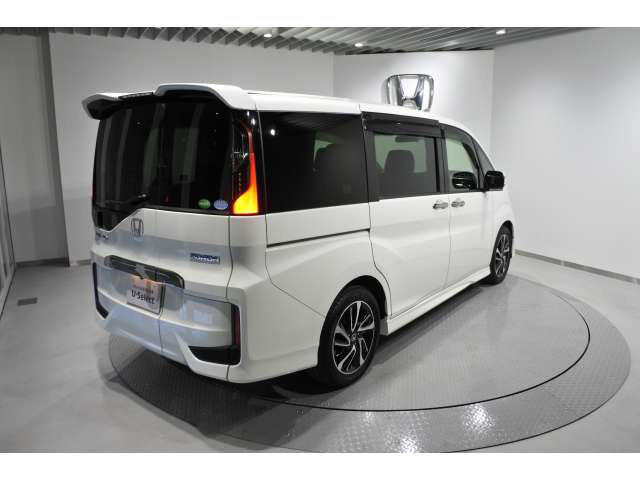 中古車 ホンダ ステップワゴン 1 5 スパーダ クールスピリット ホンダ センシング の中古車詳細 79 000km ホワイトパール 山梨県 174 8万円 中古車情報 中古車検索なら 車選びドットコム 車選び Com