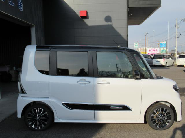 中古車 ダイハツ タントカスタム Rs スタイルセレクション 未使用車 Sa3 の中古車詳細 登録済未使用車 18km パール ブラック 香川県 175万円 中古車情報 中古車検索なら 車選びドットコム 車選び Com