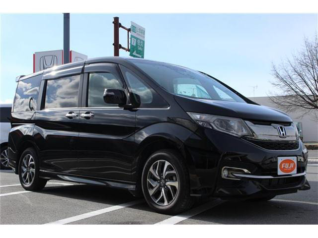 中古車 ホンダ ステップワゴン 1 5 スパーダ クールスピリット 4wd の中古車詳細 24 000km ブラック 長野県 249 8万円 中古車情報 中古車検索なら 車選びドットコム 車選び Com