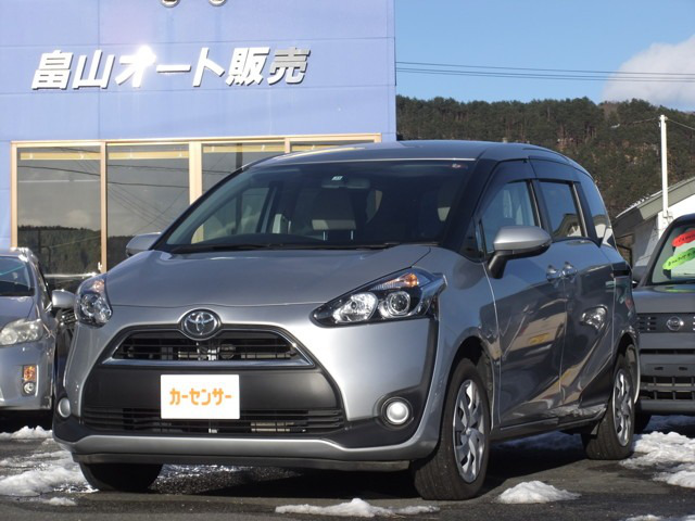 中古車 トヨタ シエンタ 1 5 X 4wd の中古車詳細 34 000km シルバー 岩手県 143 5万円 中古車情報 中古 車検索なら 車選びドットコム 車選び Com