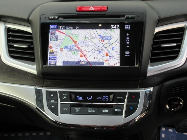 中古車 ホンダ ジェイド 1 5 ハイブリッドx インターナビsbカメラ黒革シートヒーター の中古車詳細 34 000km クリスタルブラックブラックパール 神奈川県 176万円 中古車情報 中古車検索なら 車選びドットコム 車選び Com