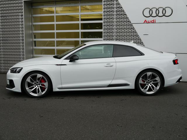 中古車 アウディ Rs5 4 2 4wd の中古車詳細 24 000km ホワイトメタリック 神奈川県 855万円 中古車情報 中古車 検索なら 車選びドットコム 車選び Com