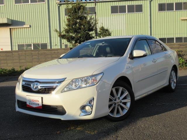 中古車 トヨタ カムリハイブリッド 2 5 レザーパッケージ 26 000km パールメタリック 石川県 139万円 中古車情報 中古車 検索なら 車選びドットコム 車選び Com 中古車 トヨタ カムリハイブリッド 2 5 レザーパッケージ 26 000km パールメタリック 石川県 139万円 中古車情報 中古車 検索なら 車選びドットコム 車選び Com