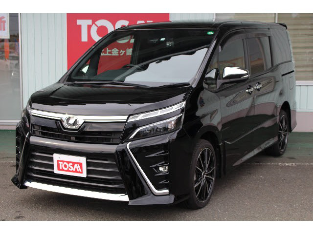 中古車 トヨタ ヴォクシー 2 0 Zs 煌 4wd の中古車詳細 76 000km ブラック 岩手県 215 9万円 中古車情報 中古車 検索なら 車選びドットコム 車選び Com