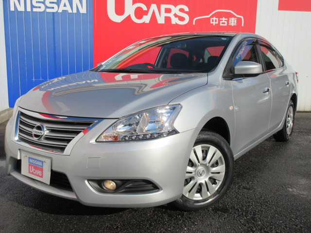 中古車 日産 シルフィ 1 8 S の中古車詳細 19 000km シルバー 東京都 65 8万円 中古車情報 中古車検索なら 車 選びドットコム 車選び Com