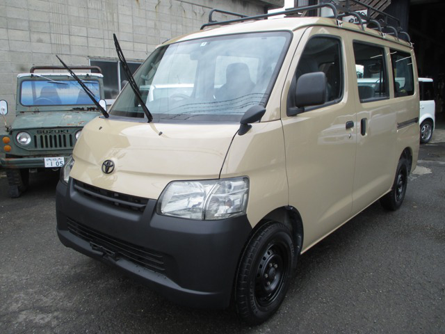 中古車 トヨタ タウンエースバン 1 5 Dx の中古車詳細 145 000km ベージュ 和歌山県 81 8万円 中古車情報 中古車 検索なら 車選びドットコム 車選び Com