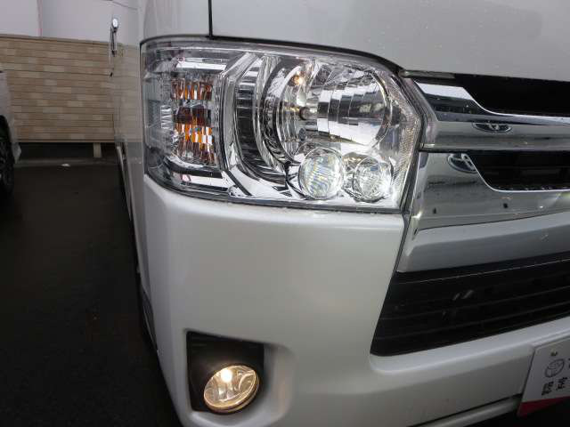 中古車 トヨタ ハイエースバン 2 0 スーパーgl ロング の中古車詳細 29 000km ホワイトパール 愛知県 255万円 中古車 情報 中古車検索なら 車選びドットコム 車選び Com