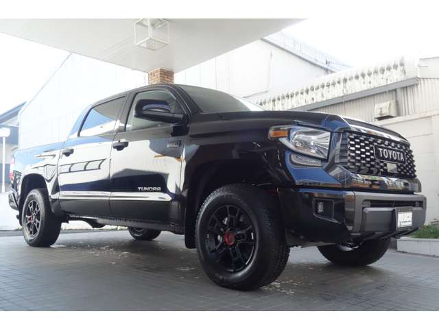 中古車 米国トヨタ タンドラ クルーマックス SR5 5.7 V8 4WD TRDPRO 