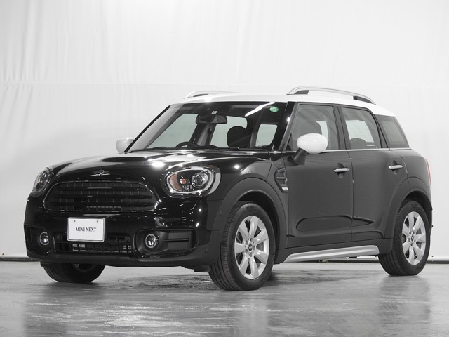 中古車 Bmw ミニクロスオーバー クーパー D の中古車詳細 5 000km ブラック 神奈川県 366万円 中古車情報 中古車 検索なら 車選びドットコム 車選び Com