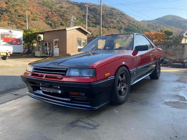 中古車 日産 スカイラインクーペ 2 0 Rs X の中古車詳細 レッド 徳島県 270万円 中古車情報 中古車検索なら 車選びドットコム 車選び Com