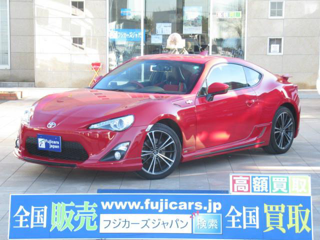 中古車 トヨタ 86 2 0 Gt リミテッド ワンオーナー の中古車詳細 43 7km ライトニングレッド 千葉県 9万円 中古車情報 中古車検索なら 車選びドットコム 車選び Com