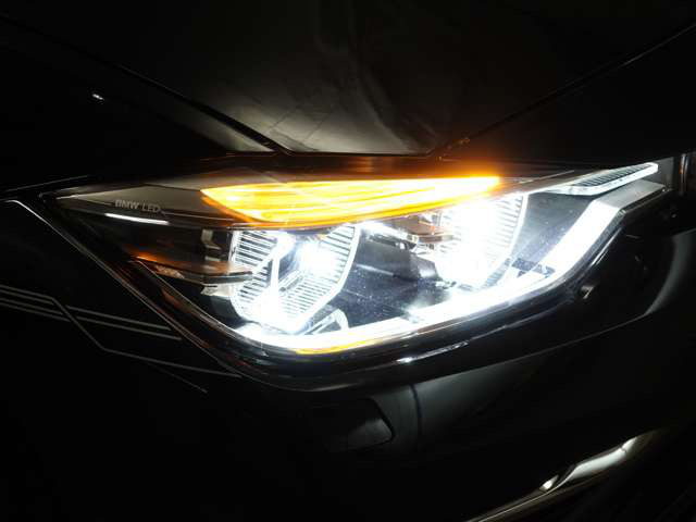 中古車 Bmwアルピナ D3 ビターボ リムジン の中古車詳細 24 000km ブラック 神奈川県 658万円 中古車情報 中古車 検索なら 車選びドットコム 車選び Com