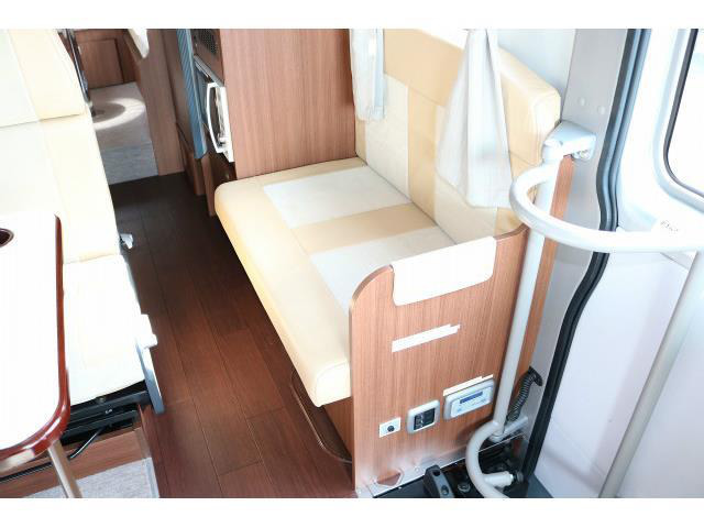 中古車 日野 リエッセii キャンピング Rvランドランドホーム 家庭用ac の中古車詳細 55 548km シルバー 埼玉県 998万円 中古車情報 中古車検索なら 車選びドットコム 車選び Com