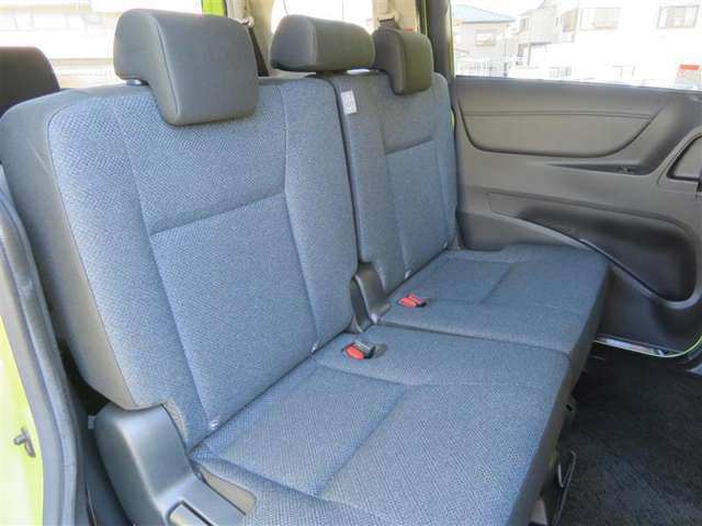 中古車 トヨタ シエンタ ハイブリッド 1 5 X の中古車詳細 42 000km イエロー 埼玉県 123万円 中古車情報 中古車検索なら 車選びドットコム 車選び Com