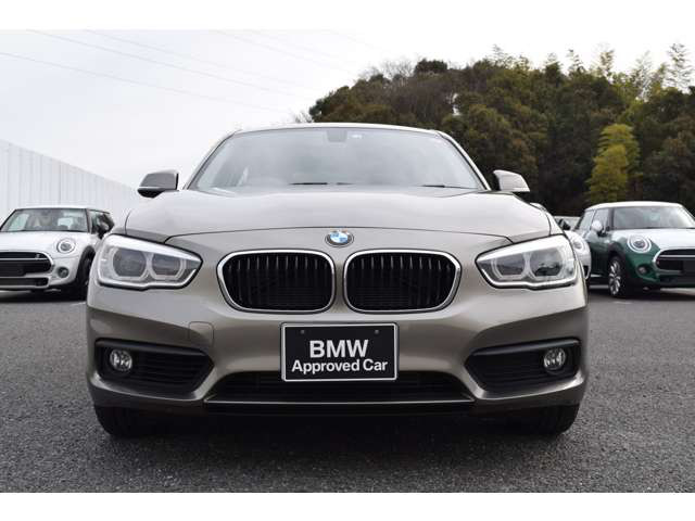 中古車 Bmw 118i の中古車詳細 13 000km シルバー 千葉県 1 9万円 中古車情報 中古車検索なら 車選びドットコム 車選び Com