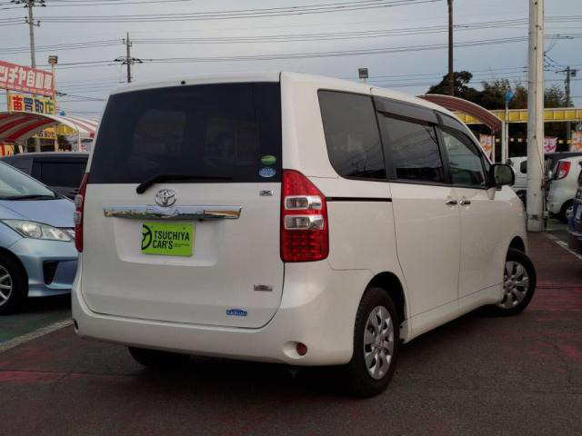 中古車 トヨタ ノア 2 0 X スマートエディション の中古車詳細 55 000km パールホワイト 千葉県 118 8万円 中古車 情報 中古車検索なら 車選びドットコム 車選び Com