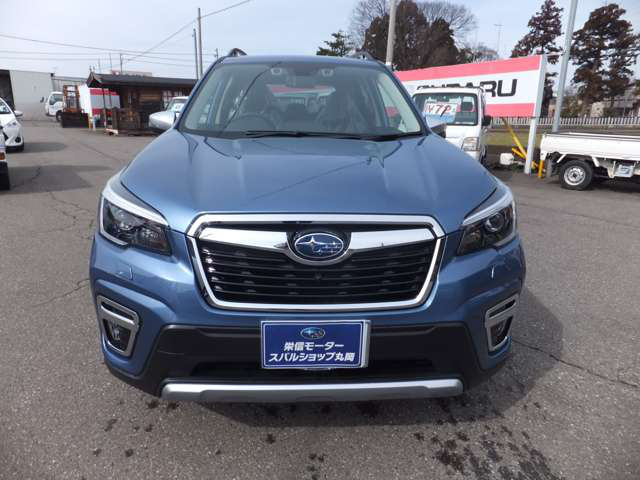 中古車 スバル フォレスター 2 0 アドバンス 4wd の中古車詳細 登録済未使用車 10km走行 ブルー 福井県 295万円 中古車 情報 中古車検索なら 車選びドットコム 車選び Com