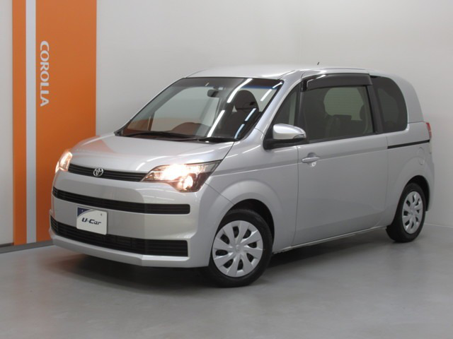 中古車 トヨタ スペイド 1 5 Y の中古車詳細 000km シルバーメタリック 静岡県 48 9万円 中古車情報 中古車 検索なら 車選びドットコム 車選び Com