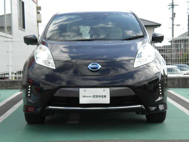 中古車 日産 リーフ 30kwh G エアロスタイル サンクス エディション の中古車詳細 36 000km ブラック 愛媛県 139万円 中古車情報 中古車検索なら 車選びドットコム 車選び Com