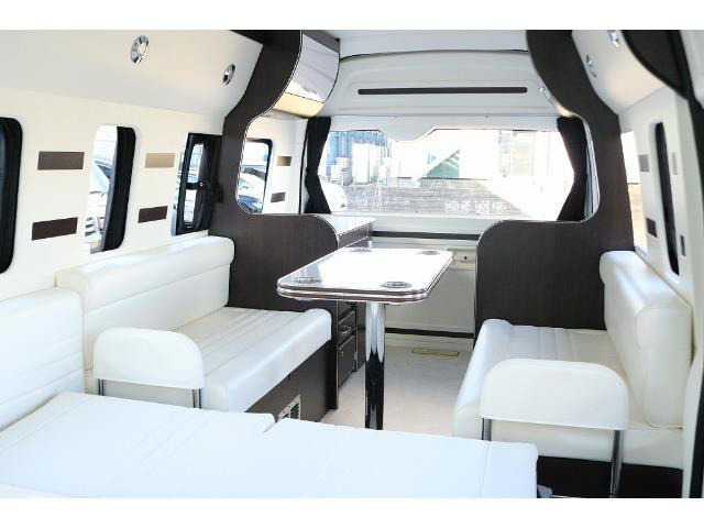 中古車 トヨタ ハイエース キャンピング セカンドハウスグレイスプレミアム 4wd の中古車詳細 34 986km パール 宮城県 549万円 中古車情報 中古車検索なら 車選びドットコム 車選び Com