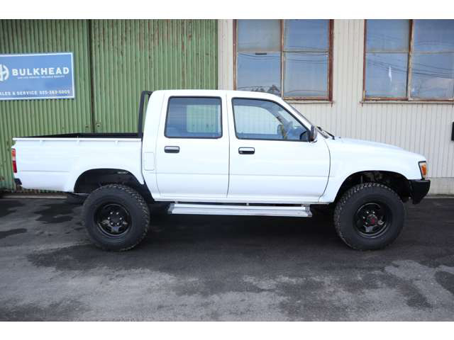 中古車 トヨタ ハイラックス ダブルキャブsr 4wd の中古車詳細 109 000km ホワイト 新潟県 199万円 中古車情報 中古車 検索なら 車選びドットコム 車選び Com